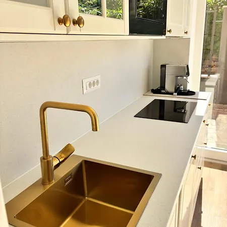 Golden Apartman